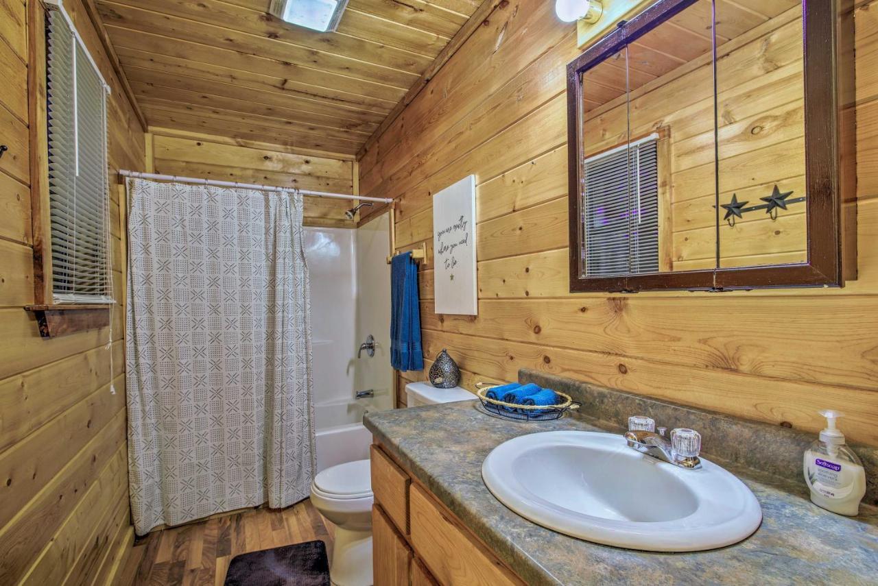 Broken Bow Starlight Cabin With Private Hot Tub! Экстерьер фото